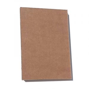 Ensemble de cadres en carton, dont le format A6, avec pieds intégrés. Solution durable et économique pour exposer vos visuels.